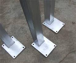 Pair of Thin Tank Posts